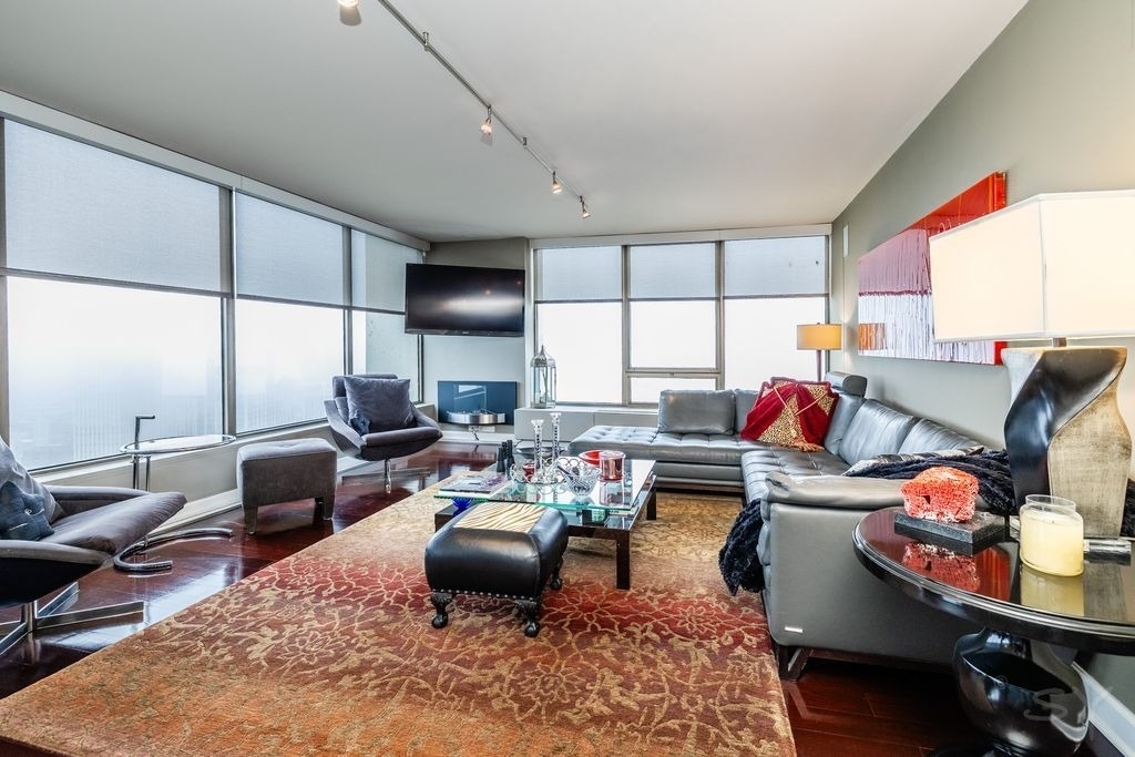 2800 N Lake Shore Drive - Photo 2