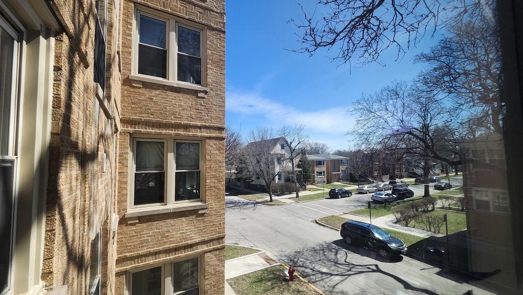 3900 W Cornelia Avenue - Photo 28