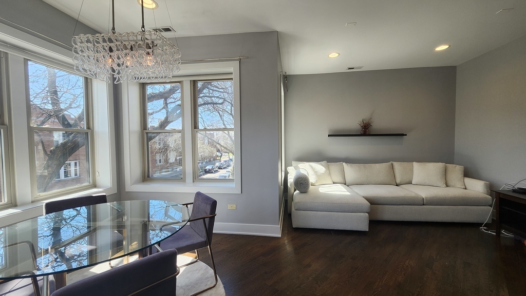 3900 W Cornelia Avenue - Photo 5