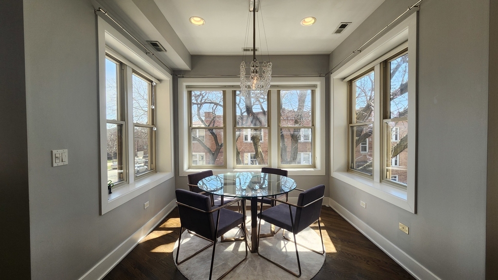 3900 W Cornelia Avenue - Photo 4