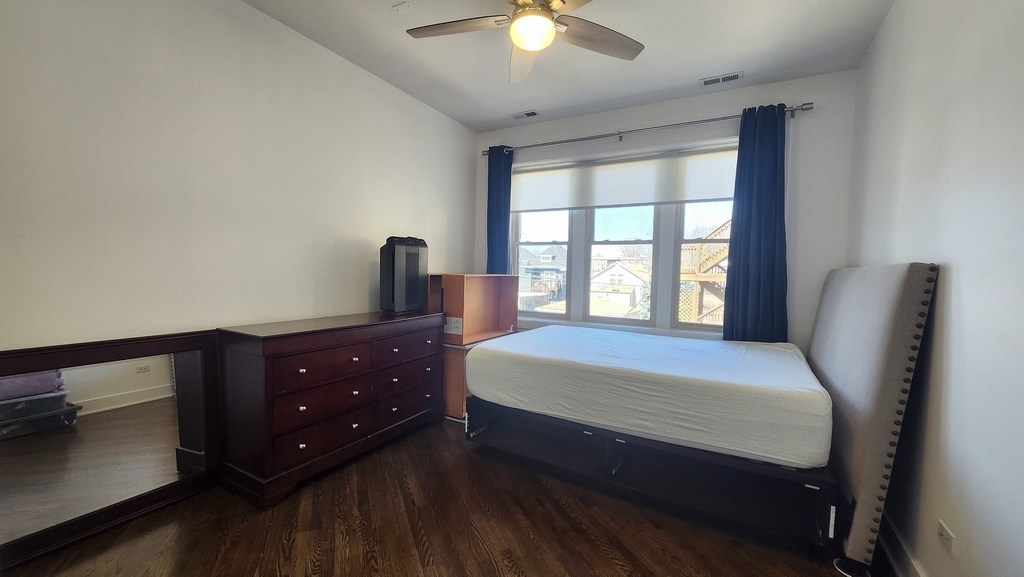 3900 W Cornelia Avenue - Photo 13