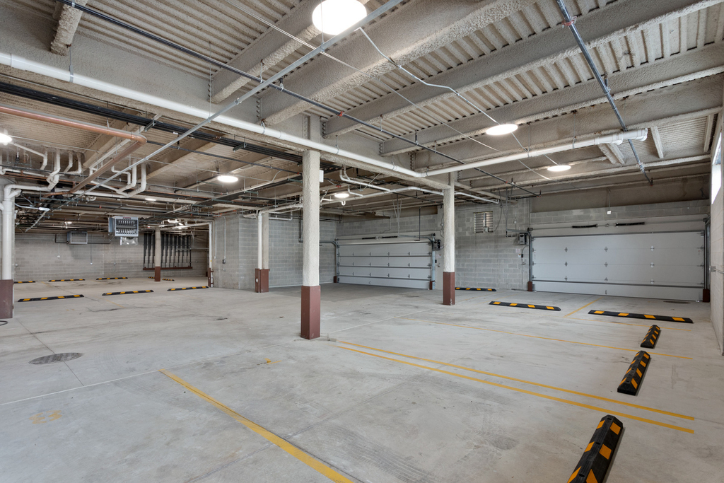 2505 W Farragut Avenue - Photo 7
