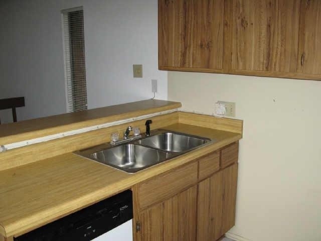 3020 Windchase - Photo 5
