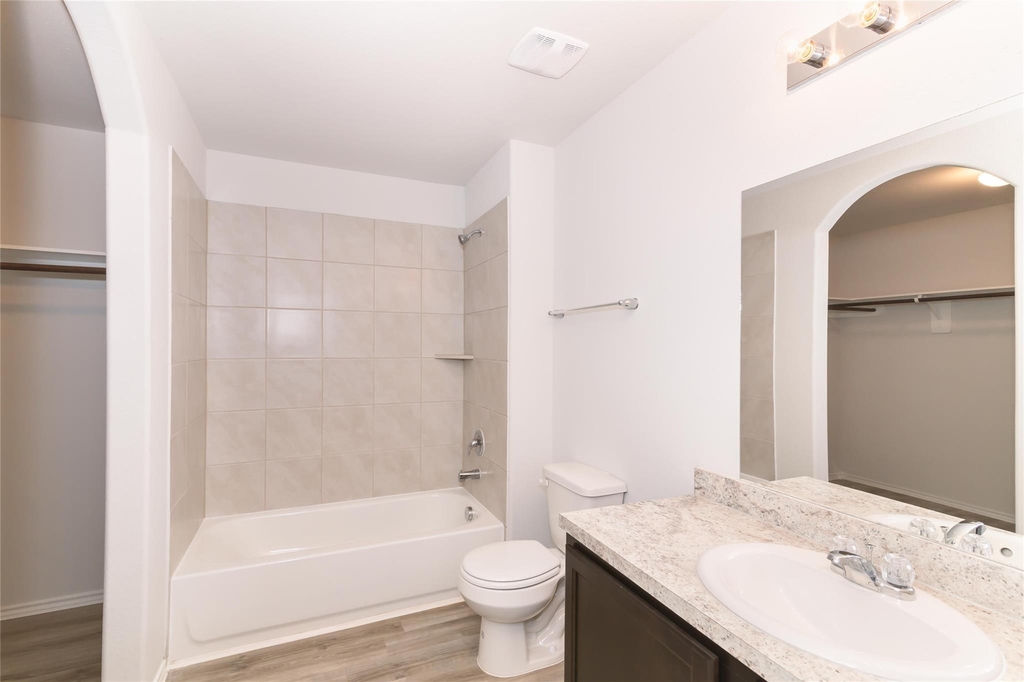8634 Doris Oaks Circle - Photo 6