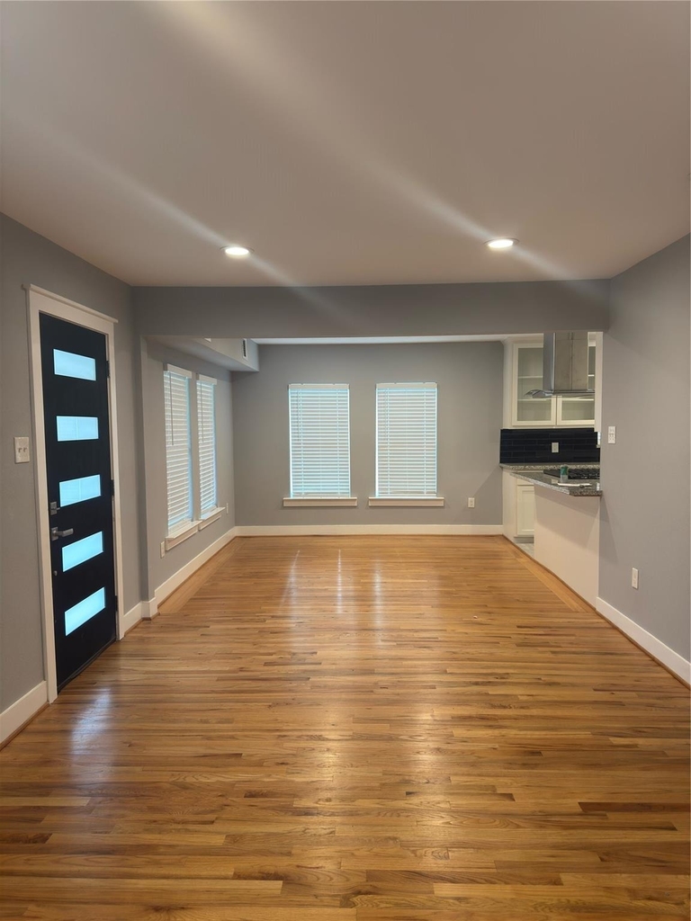 515 Caplin Street - Photo 4