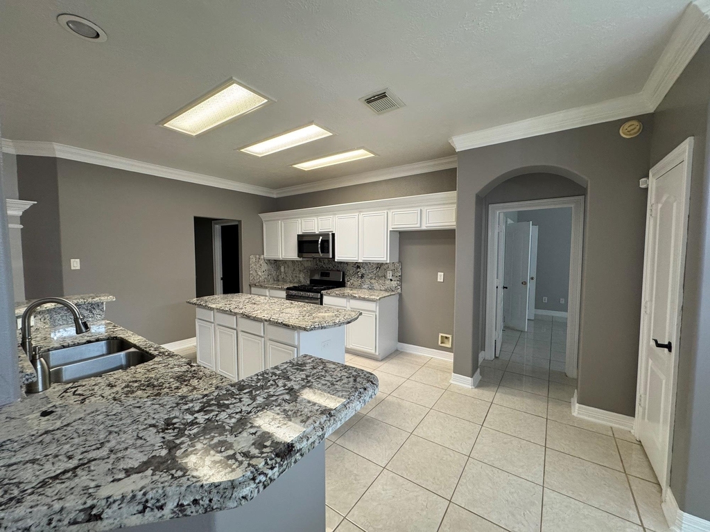 15314 Carsen Bend Drive - Photo 7