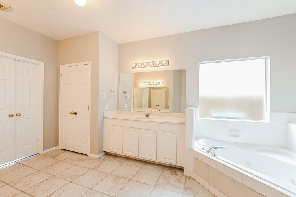 2634 Vermillion Road - Photo 8
