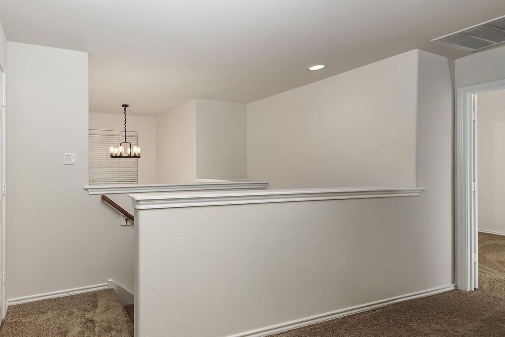 102 Blue Creek - Photo 11
