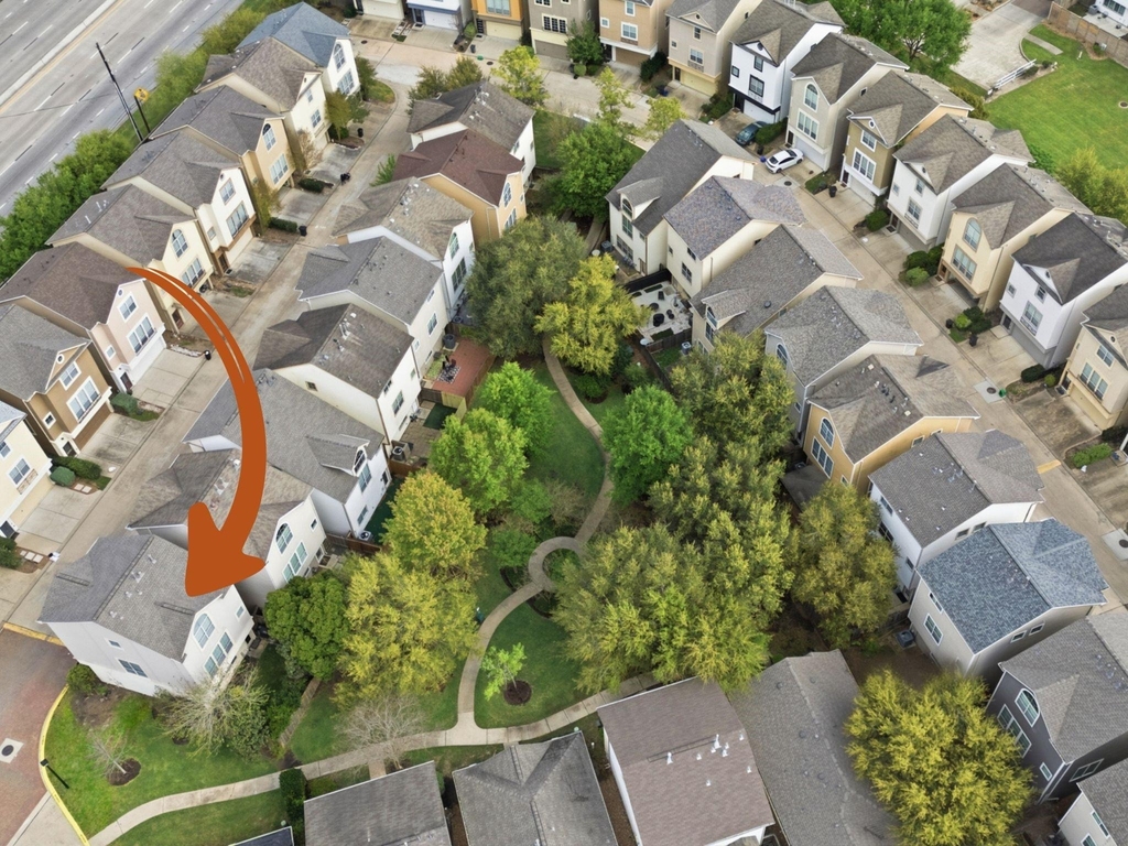 3002 Clearview Circle - Photo 1