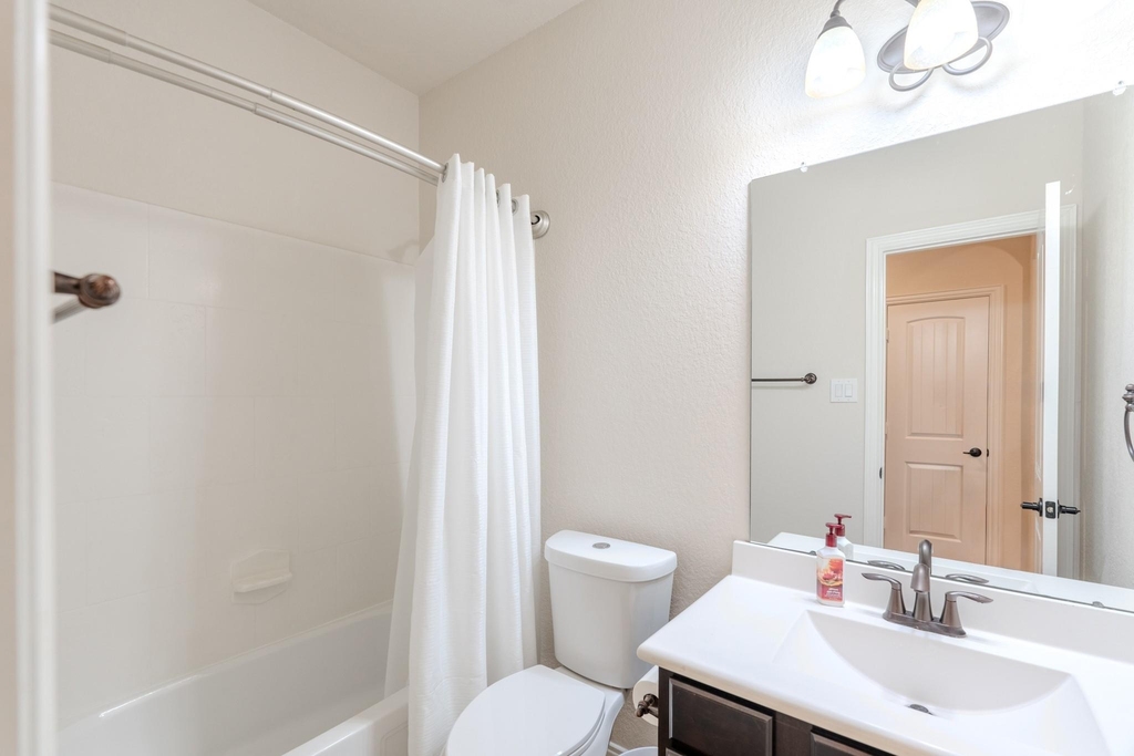 14 Arrowfeather Place - Photo 27