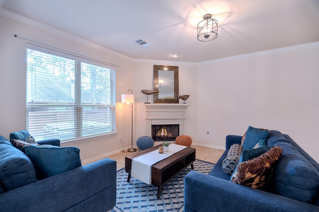 14 Arrowfeather Place - Photo 15