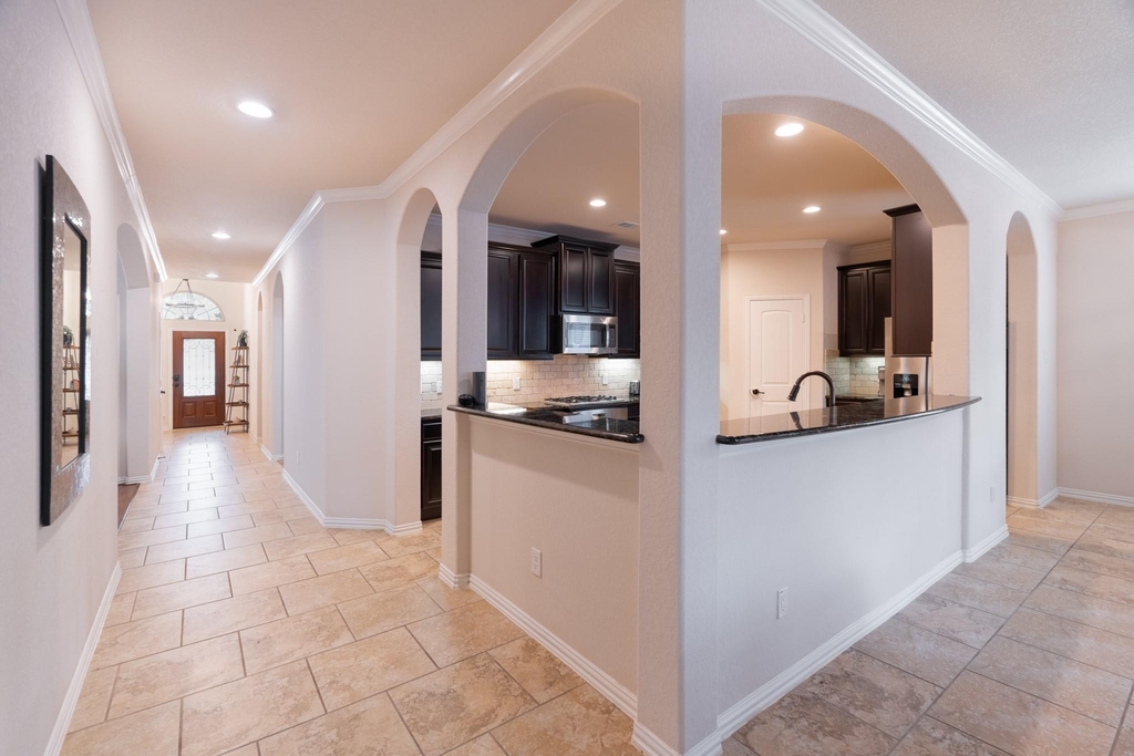 14 Arrowfeather Place - Photo 12
