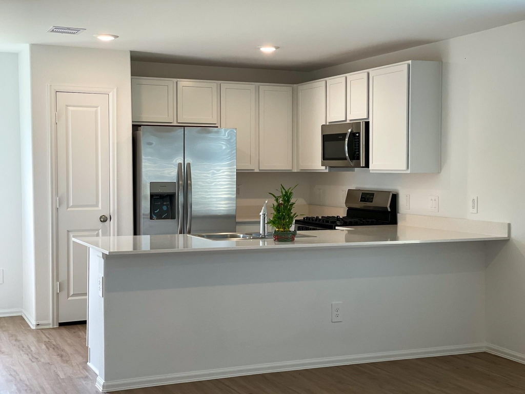 24139 Wandering Brook Drive - Photo 5
