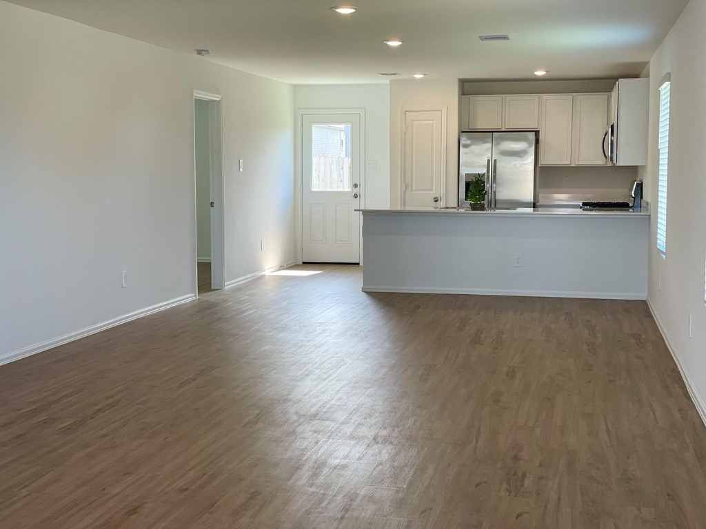 24139 Wandering Brook Drive - Photo 4