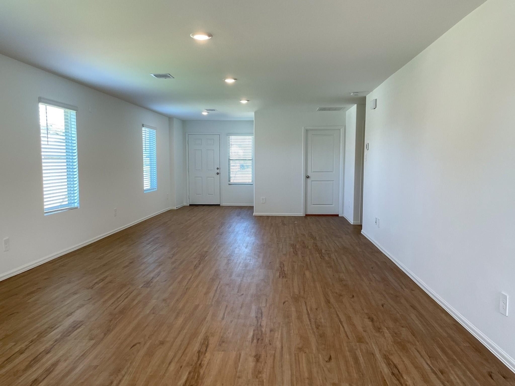 24139 Wandering Brook Drive - Photo 3