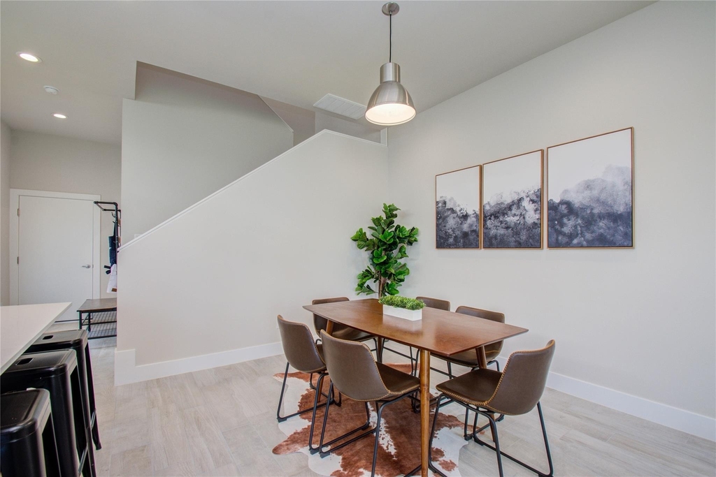 4914 Noble Street - Photo 9