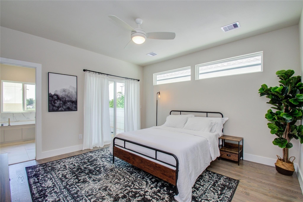 4914 Noble Street - Photo 13