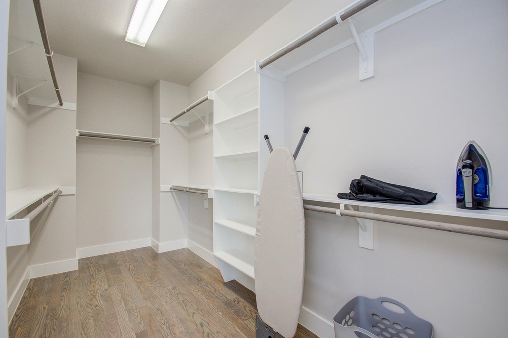 4914 Noble Street - Photo 18