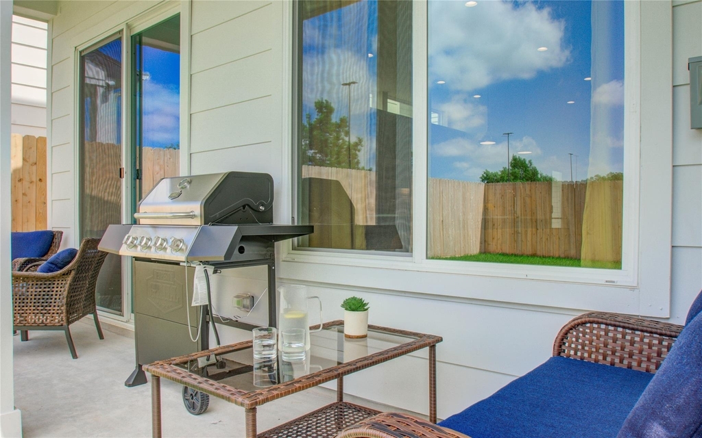4914 Noble Street - Photo 27