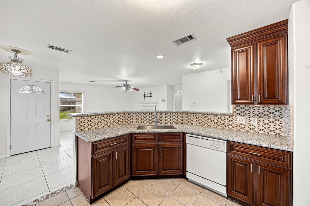 7331 Wimberly Oaks Lane - Photo 6