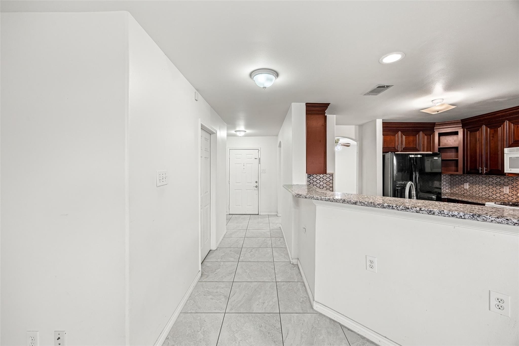 7331 Wimberly Oaks Lane - Photo 4