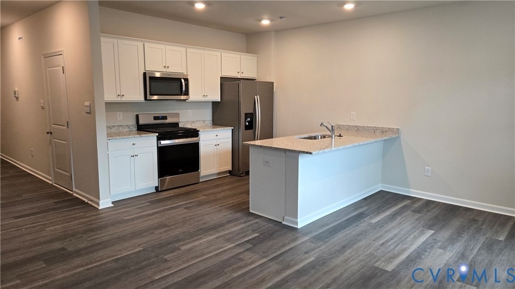 6013 Banyan Lane - Photo 1