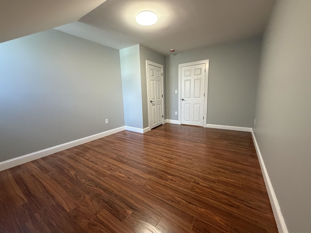 4 Elm - Photo 10