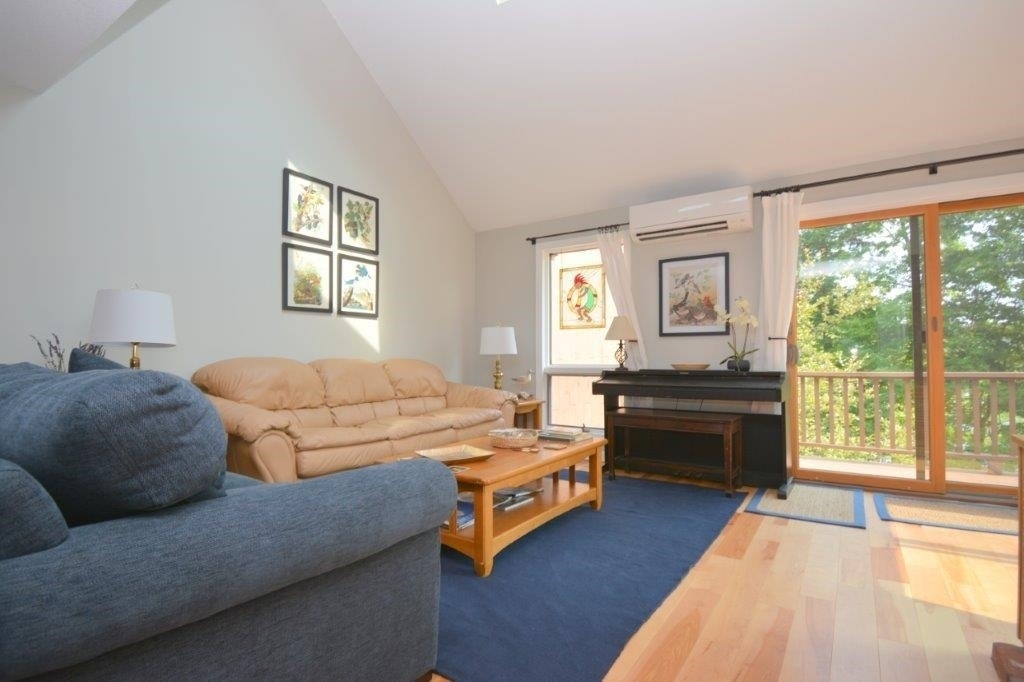 3 Lakeview - Photo 2