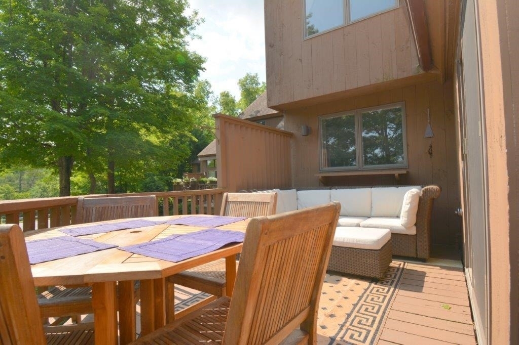 3 Lakeview - Photo 1