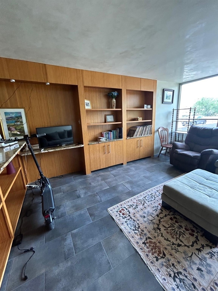1800 Lavaca Street - Photo 3