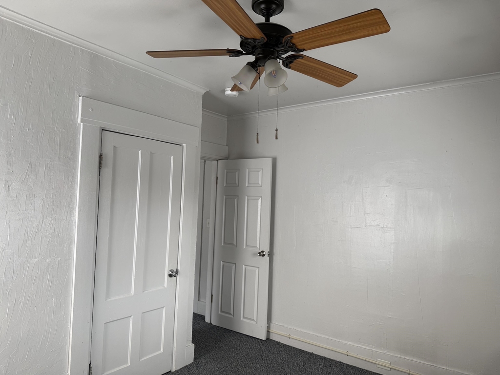 316 Douglas - Photo 12