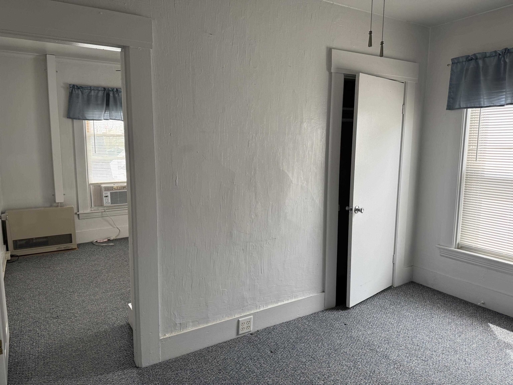 316 Douglas - Photo 13