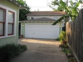 1021 E 16th Street - Photo 11