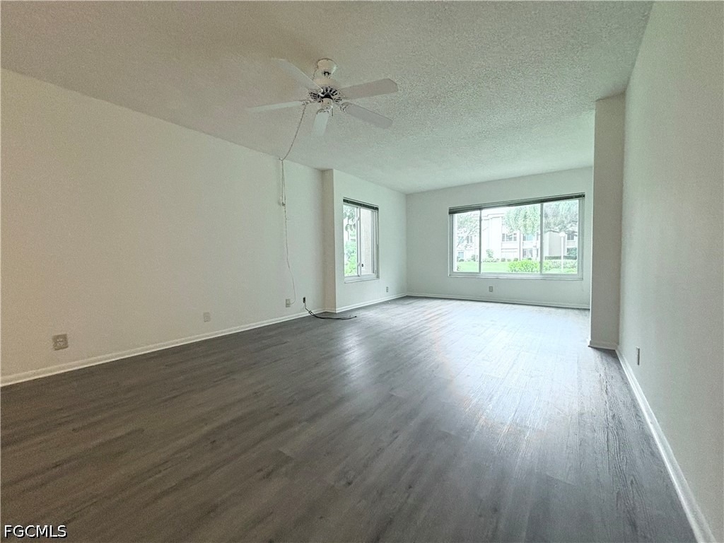2264 Winkler Avenue - Photo 6