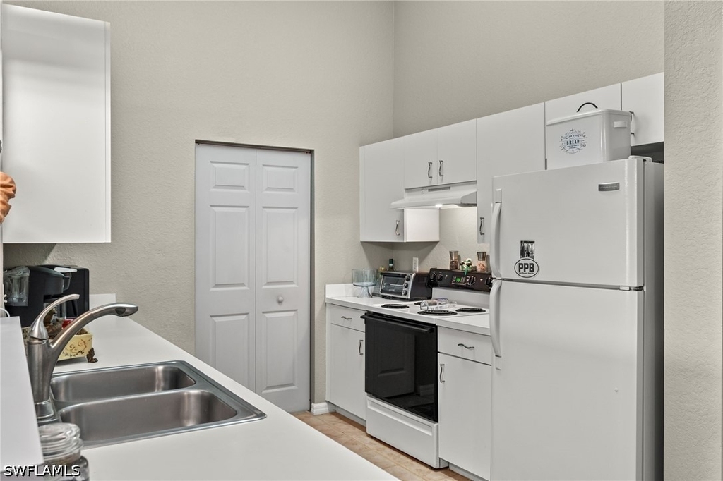 27083 Matheson Avenue - Photo 6