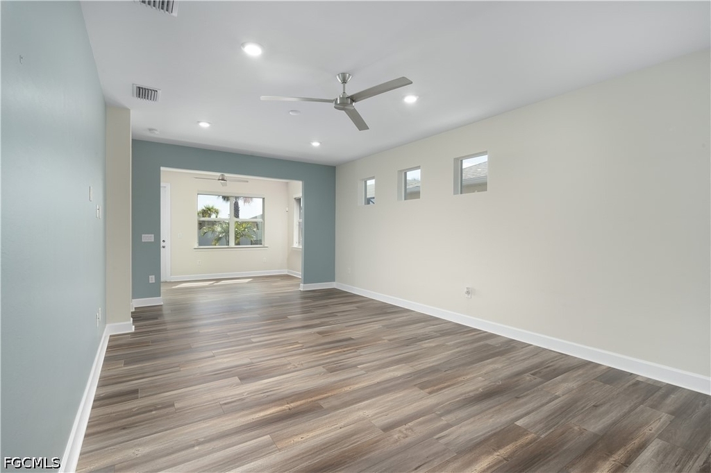 42186 Edgewater Drive - Photo 8