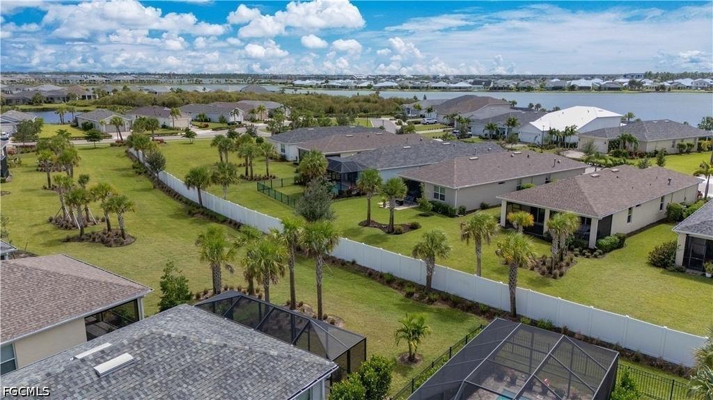 42186 Edgewater Drive - Photo 33