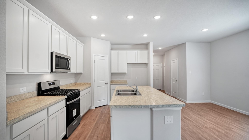 16505 Opportunity Way - Photo 6