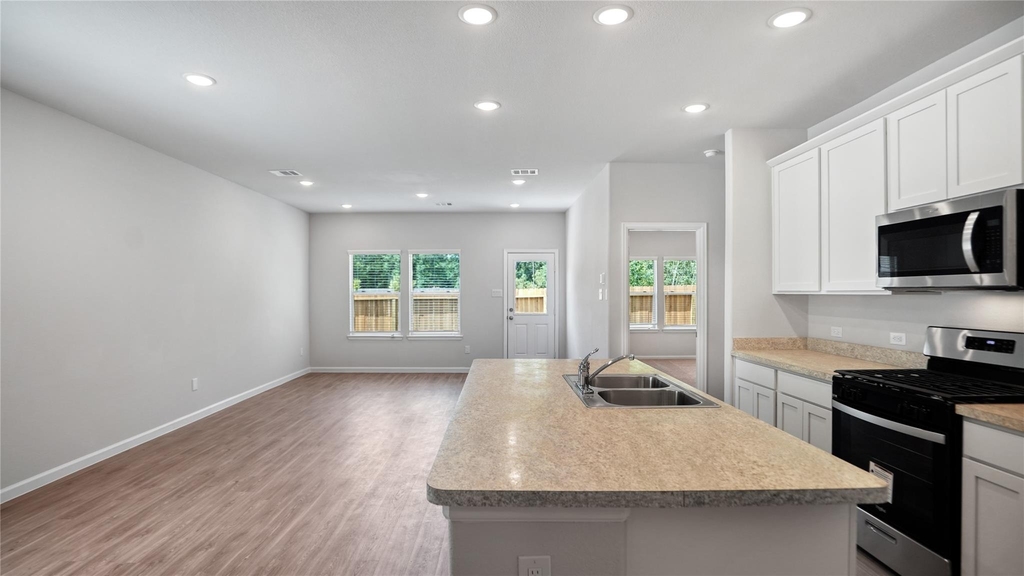 16505 Opportunity Way - Photo 8