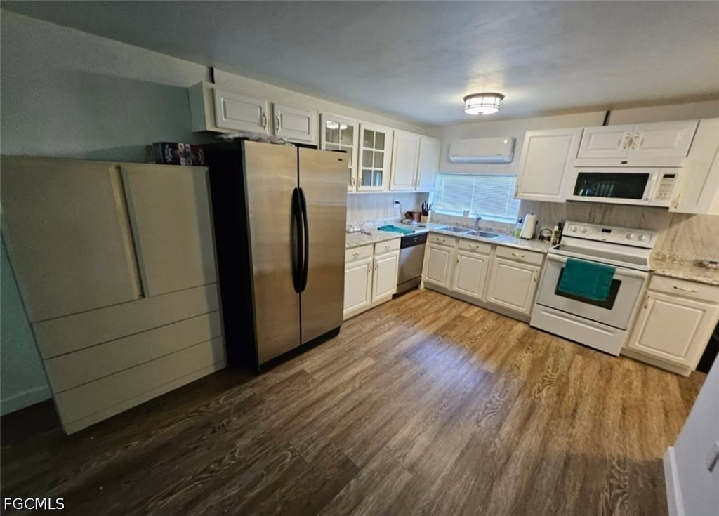 1288 Waite Drive - Photo 14