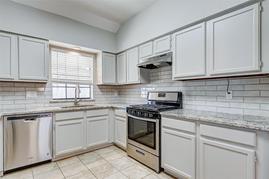 21623 Park Valley Drive - Photo 7