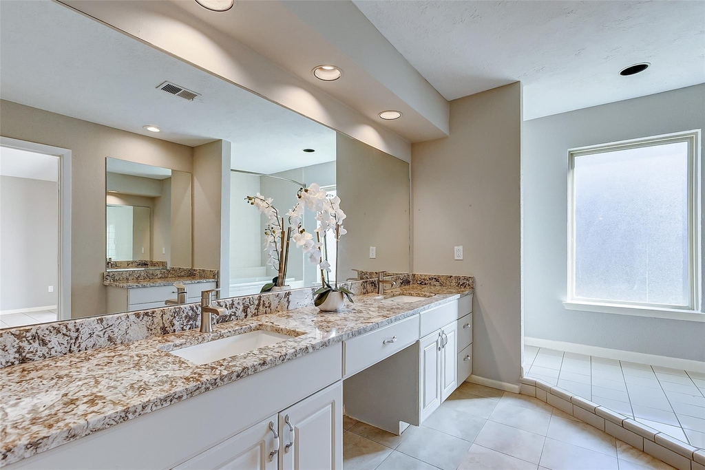 21623 Park Valley Drive - Photo 18