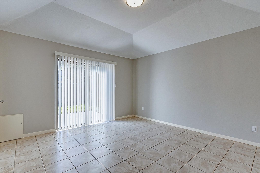 21623 Park Valley Drive - Photo 16