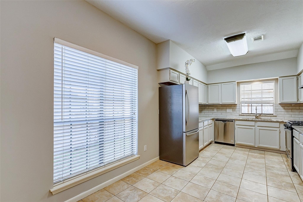 21623 Park Valley Drive - Photo 5