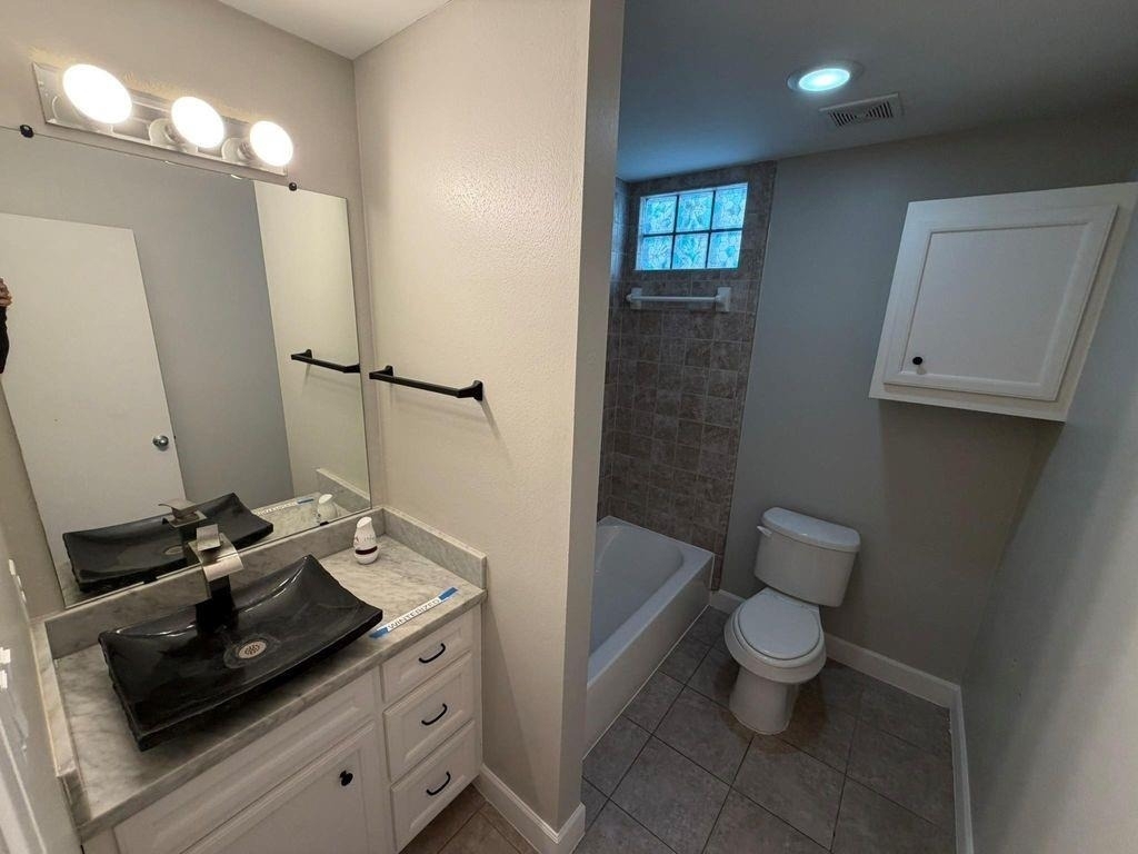 2710 Hullsmith Drive - Photo 5