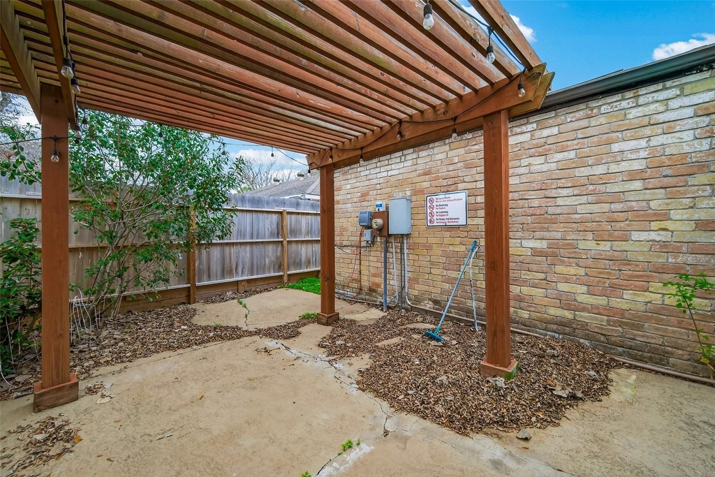 2130 Round Lake Drive - Photo 43