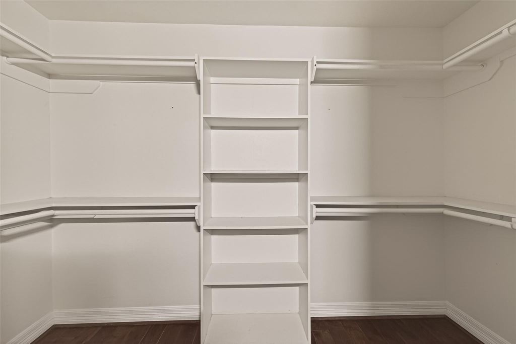 2130 Round Lake Drive - Photo 42