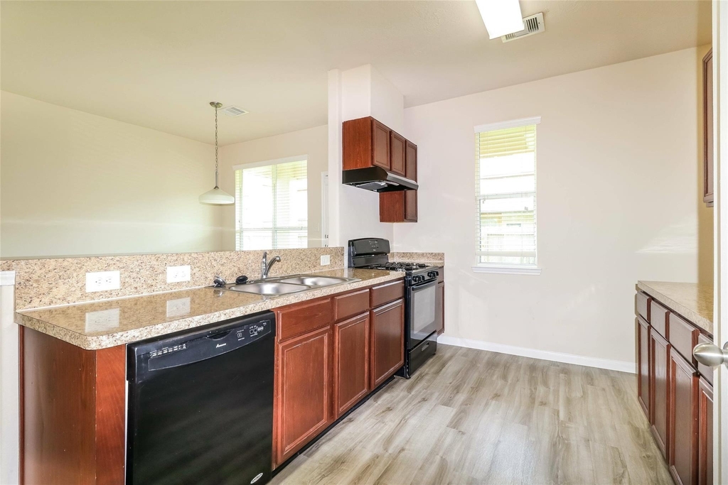 12439 Dona Lane - Photo 6