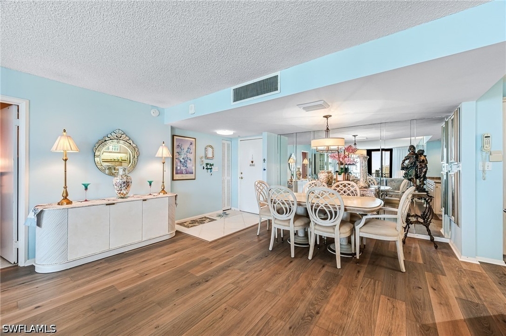 4001 Gulf Shore Boulevard N - Photo 1