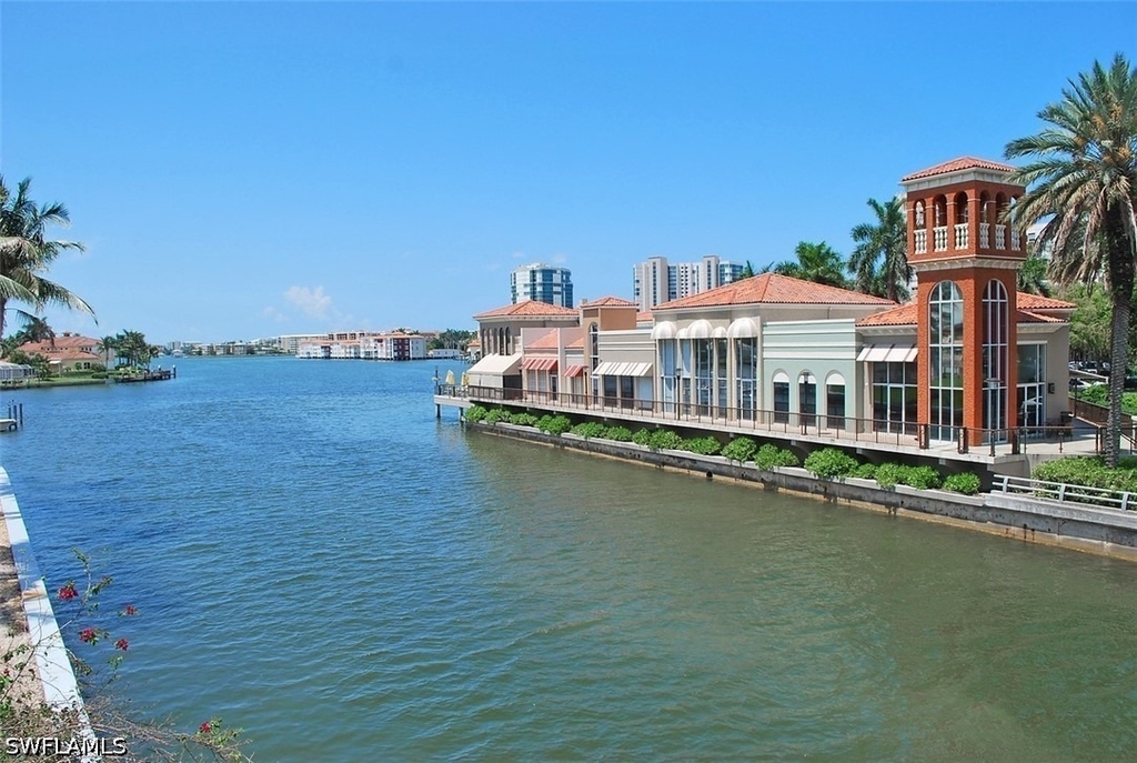 4001 Gulf Shore Boulevard N - Photo 19
